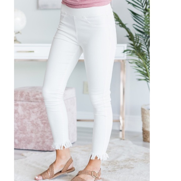 white fringe hem jeans